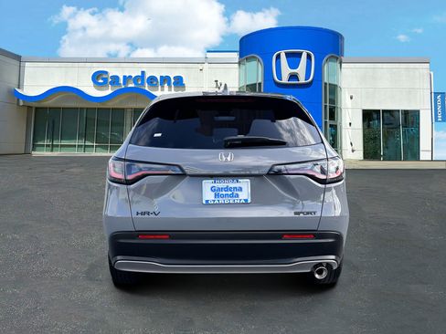 Certified 2026 Honda HR-V Sport image 5