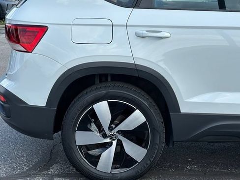Used 2023 Volkswagen Taos S AWD/4WD image 9