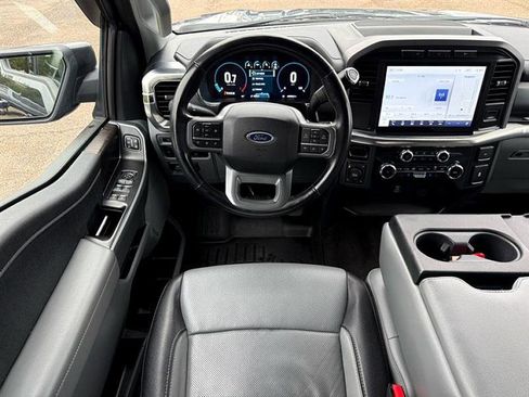 Used 2022 Ford F150 Lariat image 24