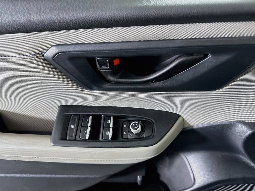 Certified 2025 Subaru Forester Premium AWD/4WD image 23