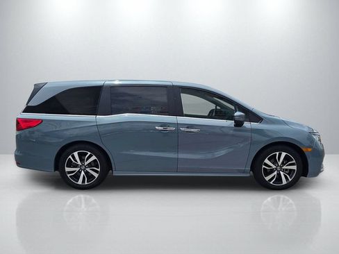 Used 2023 Honda Odyssey Touring image 4