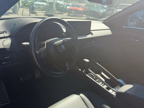 Used 2025 Honda Accord Sport image 5