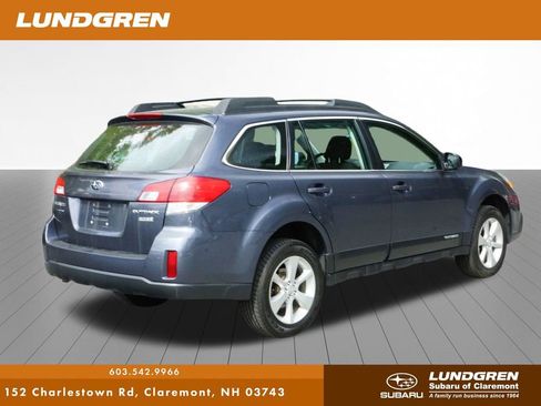 Used 2014 Subaru Outback 2.5i w/ Alloy Wheel Package AWD/4WD image 3