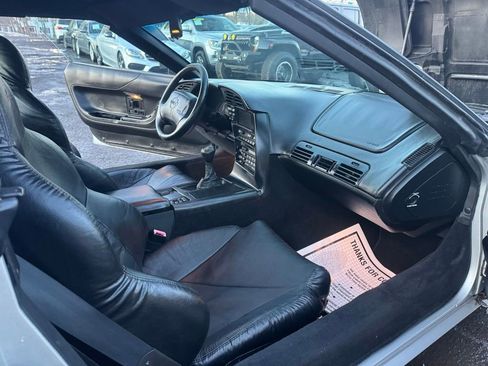 Used 1996 Chevrolet Corvette Convertible RWD image 29