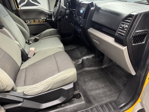 Used 2020 Ford F150 XL w/ Equipment Group 101A Mid RWD image 11