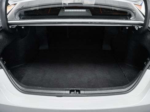 Used 2019 Toyota Camry XSE w/ Navigation Package FWD image 7