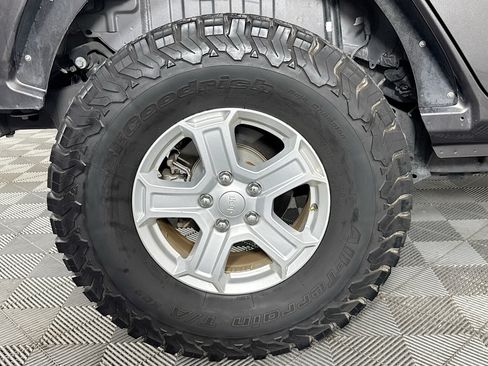 Used 2019 Jeep Wrangler Unlimited Sport S AWD/4WD image 31