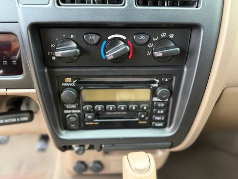 Used 2003 Toyota Tacoma PreRunner RWD image 62