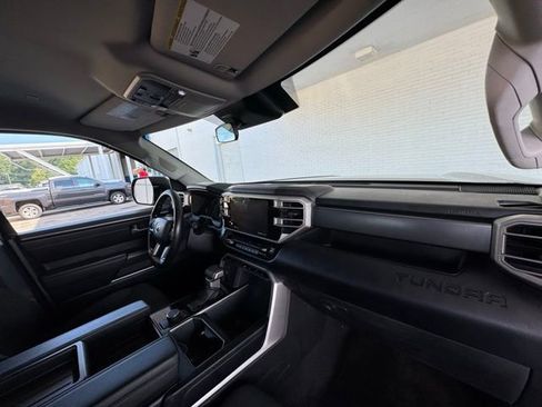 Used 2022 Toyota Tundra SR5 image 17