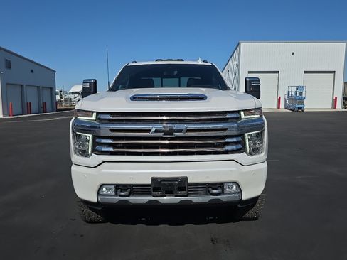 Used 2022 Chevrolet Silverado 3500 High Country w/ Z71 Off-Road Package AWD/4WD image 2