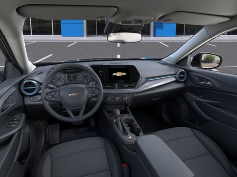 Used 2026 Chevrolet Trax LS w/ LS Convenience Package FWD image 47