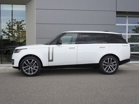 New 2026 Land Rover Range Rover Long Wheelbase SE AWD/4WD image 8
