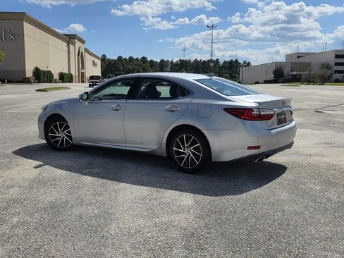 Used 2016 Lexus ES 350 image 4