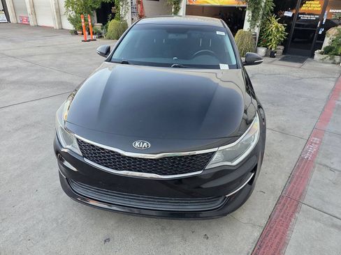 Used 2016 Kia Optima LX FWD image 2