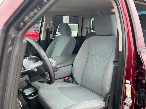 Used 2017 RAM 2500 Tradesman w/ Chrome Appearance Group image 13