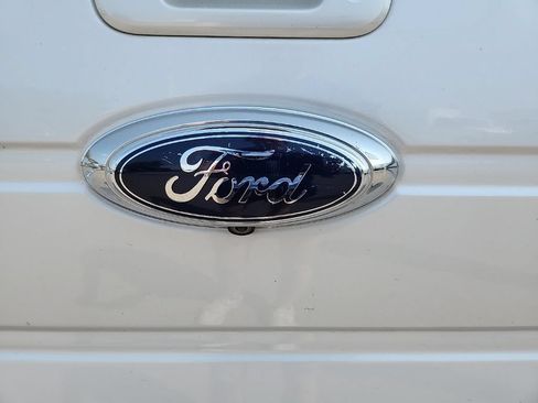 Used 2011 Ford F150 Lariat w/ Lariat Plus Pkg AWD/4WD image 35