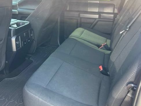Used 2019 Ford F150 XLT w/ Equipment Group 302A Luxury AWD/4WD image 6