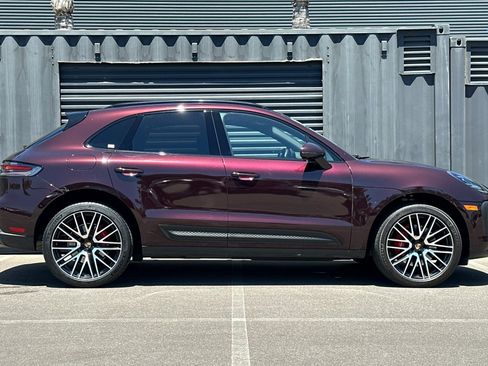 Certified 2024 Porsche Macan S AWD/4WD image 9