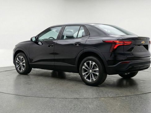 Used 2025 Chevrolet Equinox LT image 6