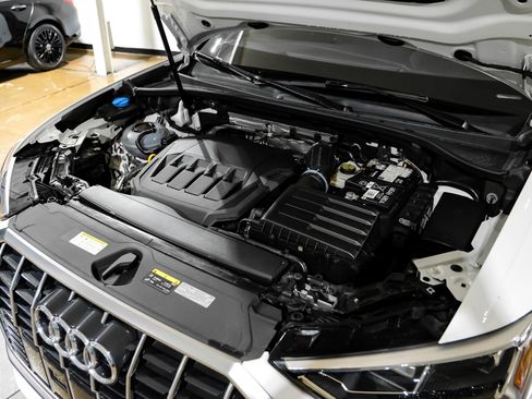 Used 2024 Audi Q3 2.0T Premium Plus w/ Premium Plus Package image 52