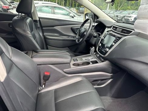 Used 2020 Nissan Murano SL w/ Moonroof Package FWD image 11