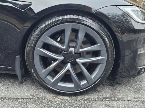 Used 2023 Tesla Model S AWD image 16