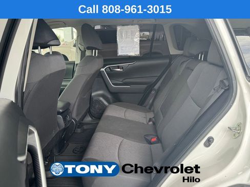 Used 2023 Toyota RAV4 XLE AWD/4WD image 11