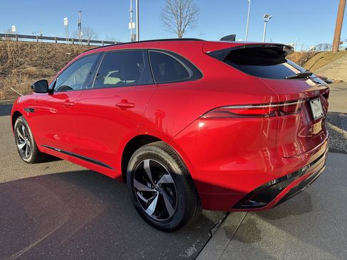 Certified 2025 Jaguar F-PACE R-Dynamic S image 5