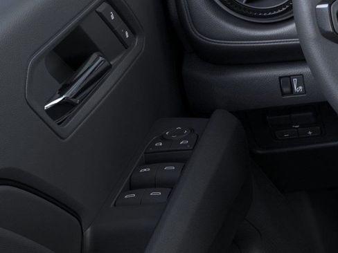 New 2026 Chevrolet Colorado LT w/ LT Convenience Package AWD/4WD image 23
