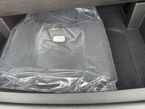 New 2026 GMC Terrain Denali w/ LPO, Floor Liner Package image 33