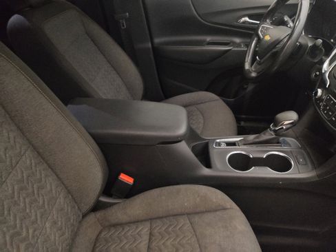 Used 2022 Chevrolet Equinox LT image 21