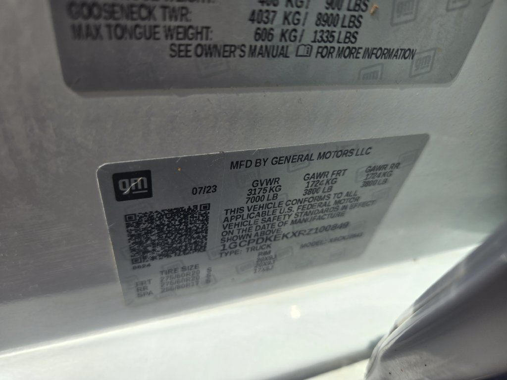 Used 2024 Chevrolet Silverado 1500 LT AWD/4WD image 12