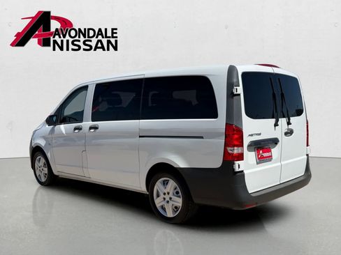 Used 2016 Mercedes-Benz Metris Passenger image 4