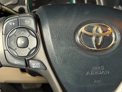 Used 2013 Toyota Venza XLE w/ XLE Premium Pkg FWD image 31