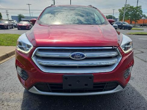 Certified 2019 Ford Escape Titanium FWD image 3