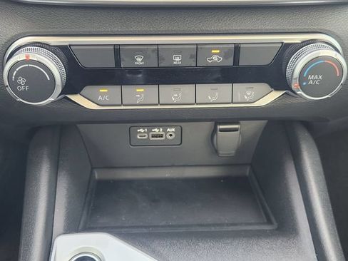 Used 2025 Nissan Altima 2.5 S FWD image 20
