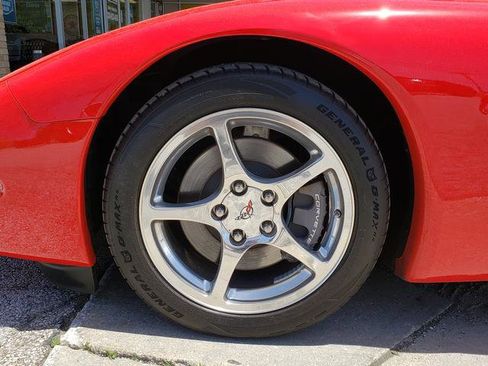 Used 2002 Chevrolet Corvette Convertible w/ Preferred Equipment Group2 RWD image 27