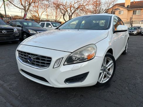 Used 2011 Volvo S60 T6 image 1