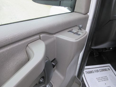 Used 2021 Chevrolet Express 2500 2500 Cargo w/ Driver Convenience Package image 31