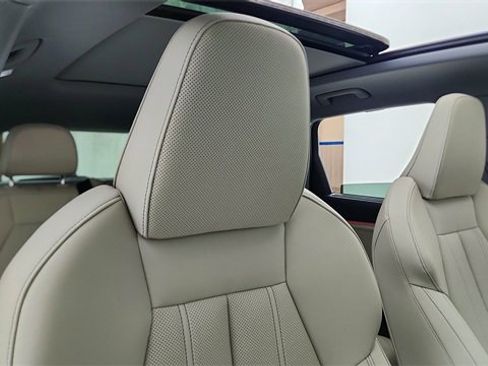 Used 2025 Audi Q6 e-tron Premium Plus w/ Premium Plus image 22