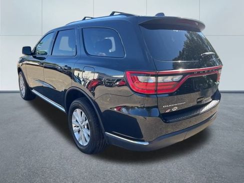 Used 2022 Dodge Durango SXT image 3