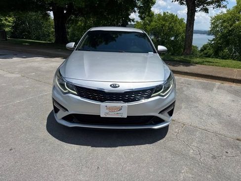 Used 2019 Kia Optima LX FWD image 2