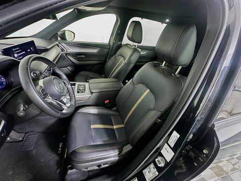 Used 2025 MAZDA CX-90 3.3 Turbo w/ Premium Plus Pkg image 13