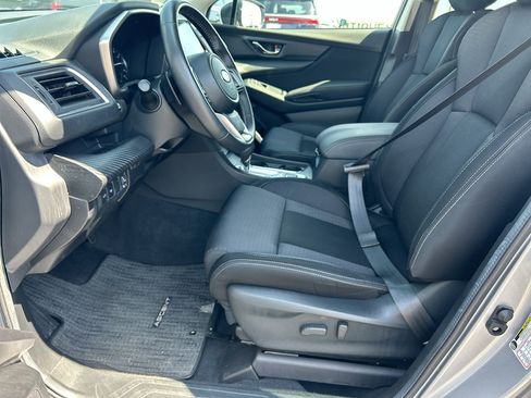 Used 2024 Subaru Ascent Premium w/ Convenience Package image 13