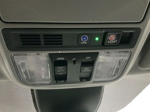 Used 2023 Honda Odyssey Touring image 41