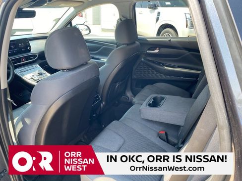 Used 2021 Hyundai Santa Fe SEL w/ Convenience Package image 18