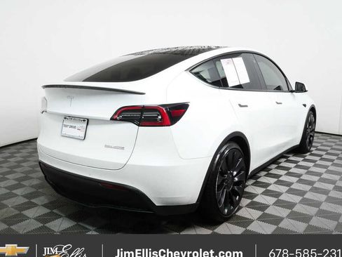 Used 2022 Tesla Model Y Performance image 3
