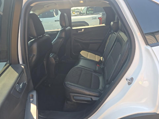 Used 2023 Ford Escape SE FWD image 4