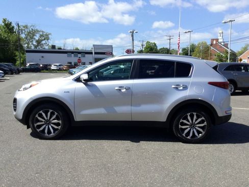 Used 2017 Kia Sportage EX w/ EX Technology Package AWD/4WD image 4