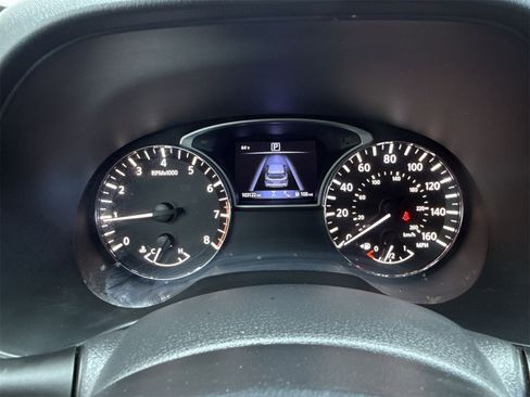 Used 2018 Nissan Pathfinder SL image 20